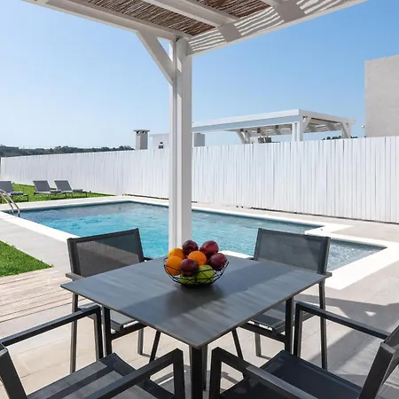 Pantheon Luxury Rhodes Island فيلة *