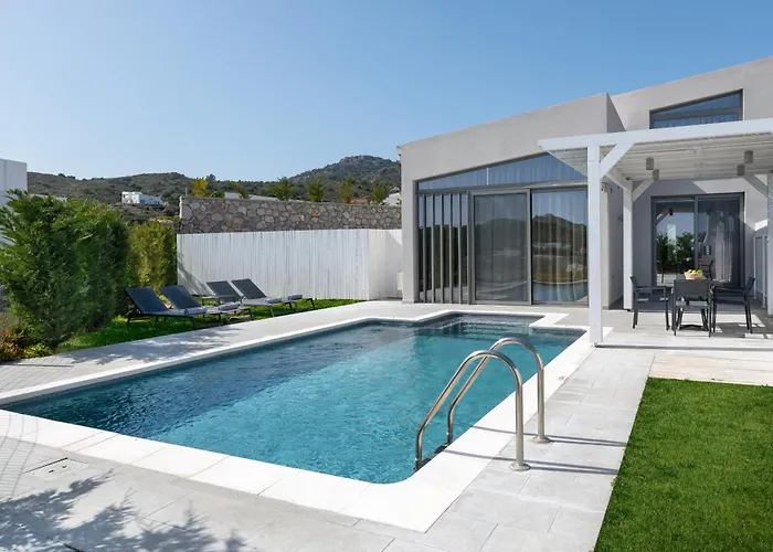 Pantheon Luxury Rhodes Island *