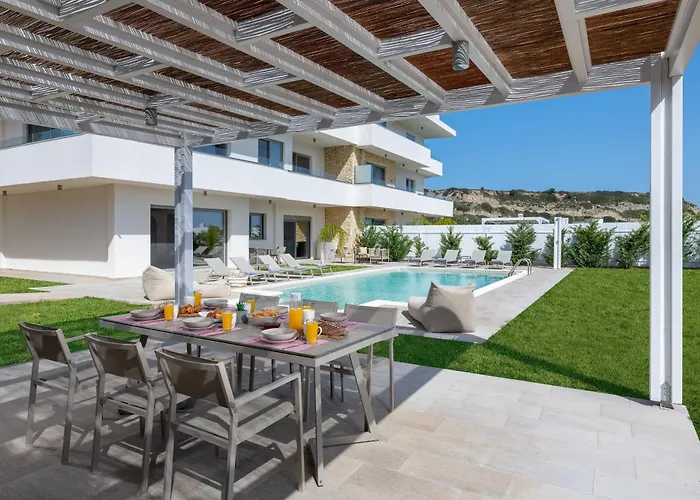 빌라 Pantheon Luxury Rhodes Island *