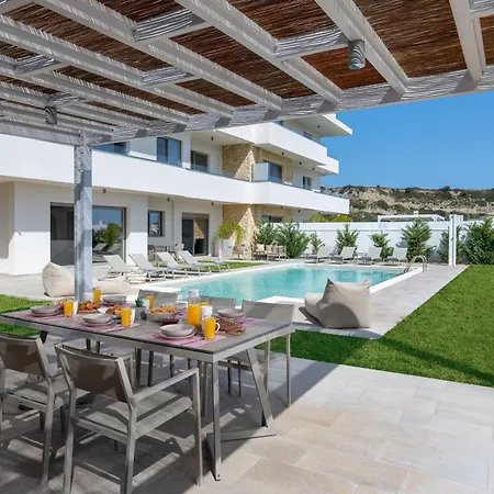 别墅 Pantheon Luxury Rhodes Island *